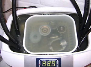 Ultralydsbehandling af regulatordele